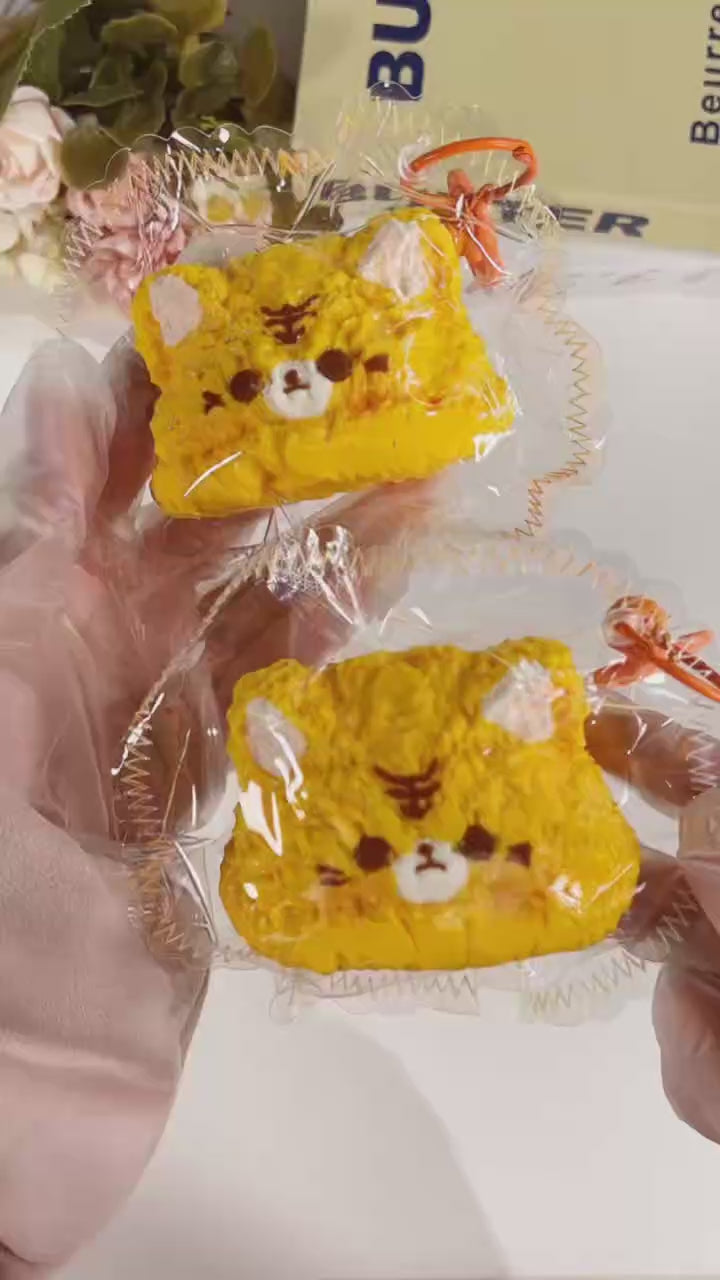 インスタ人気新作 可愛い子猫頭スクイーズ クリーム泥感 スローリバウンド ストレス解消トイ 子供用無毒 大人の感情発散 珍しいギフト